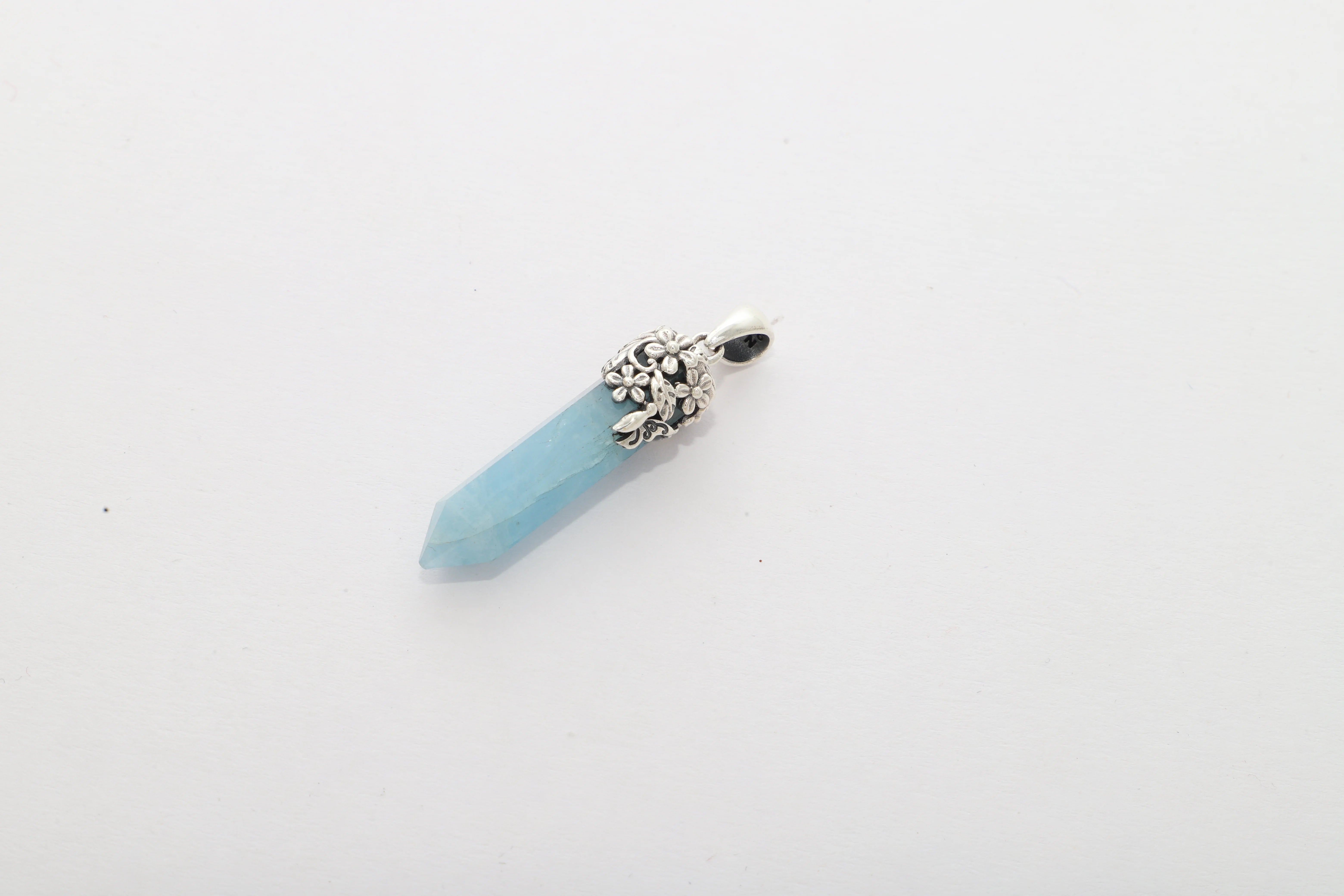 aquamarine pendant