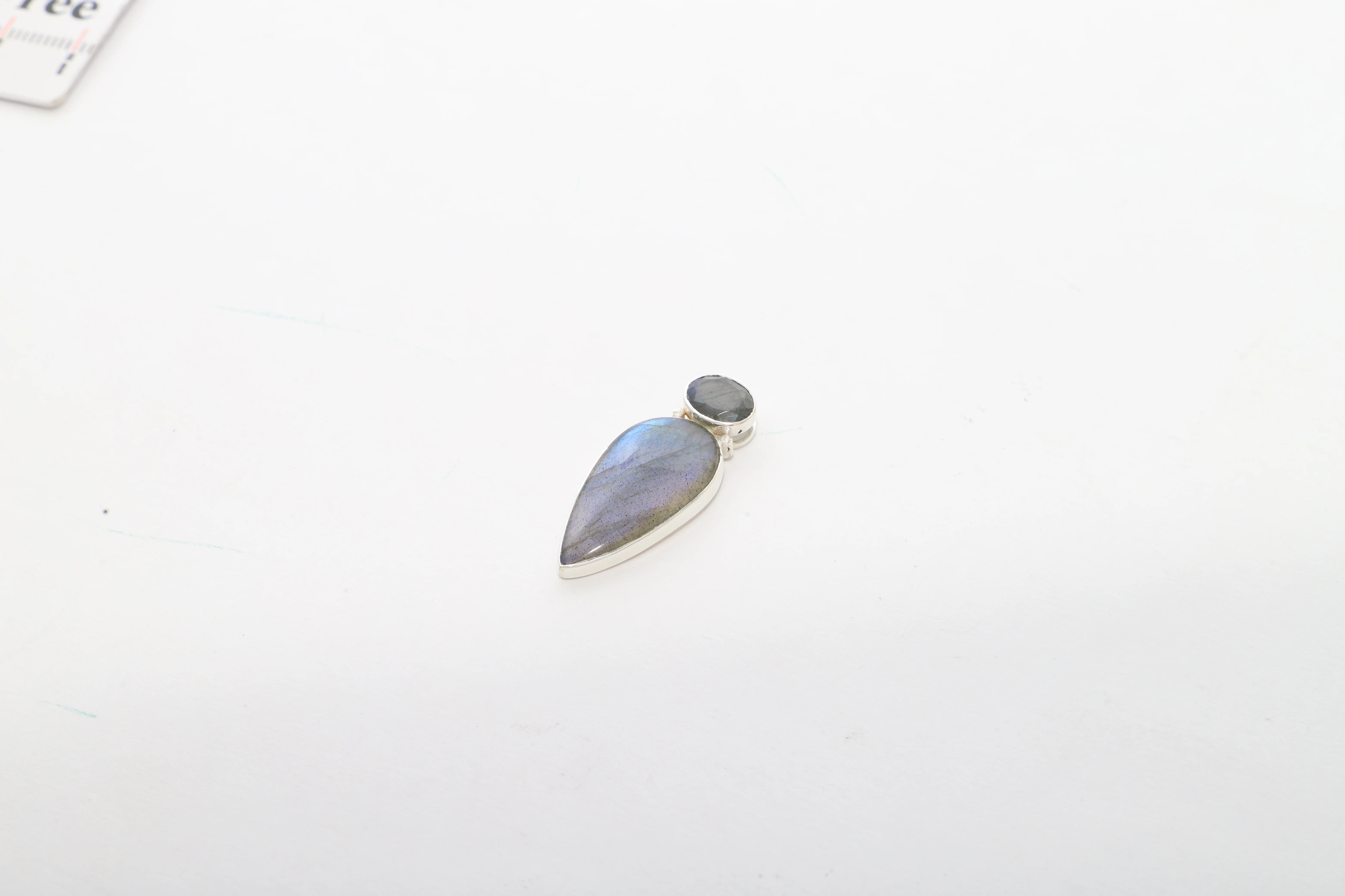 labradorite pendant