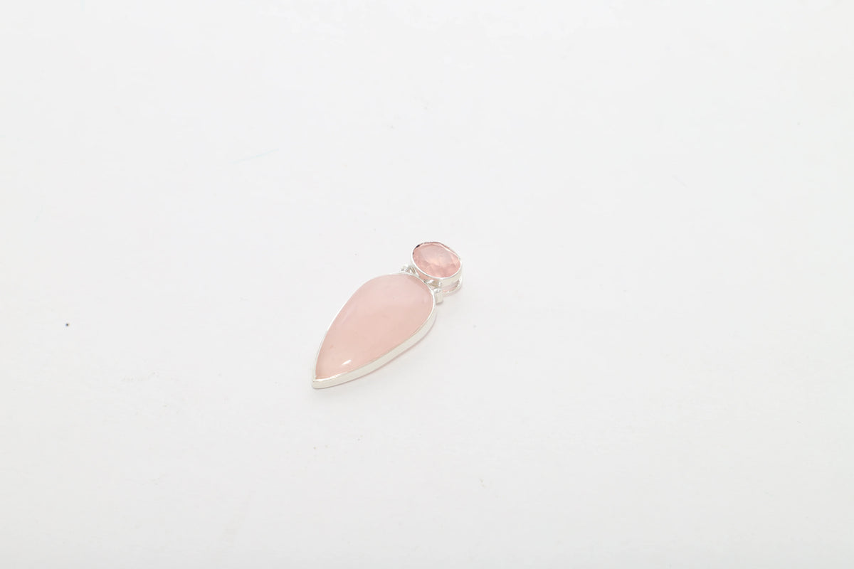 rose quartz pendant