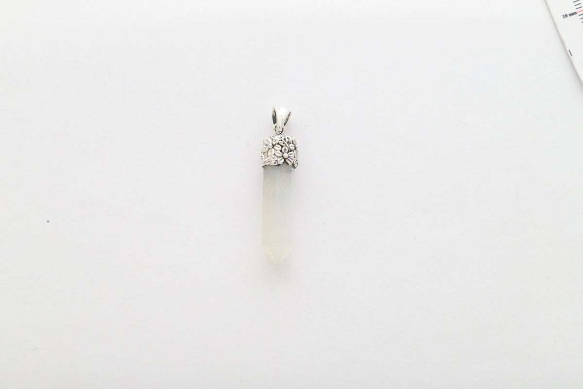 rainbow moonstone pendant