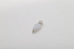 rainbow moonstone pendant