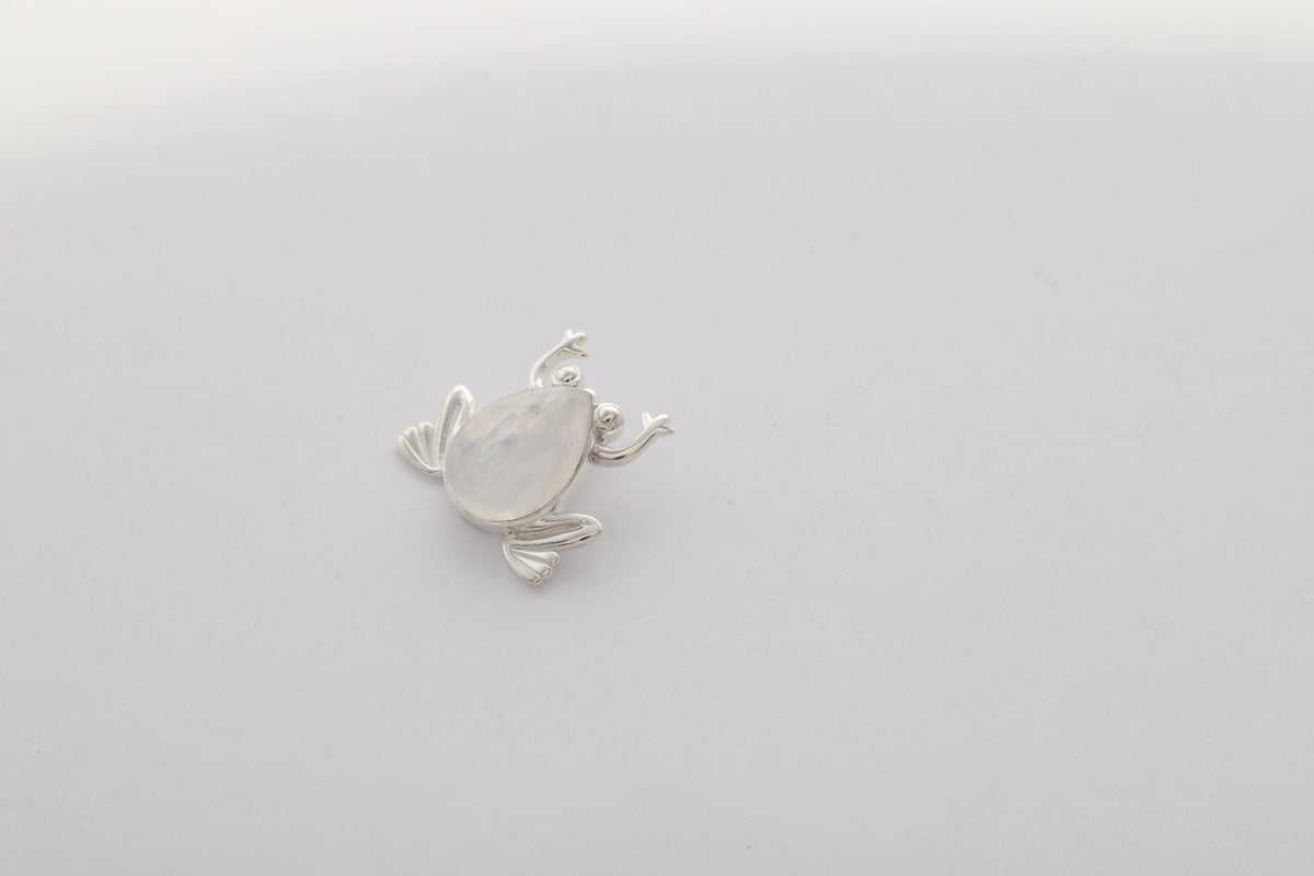 rainbow moonstone pendant