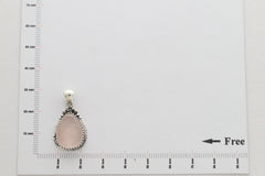 rose quartz pendant