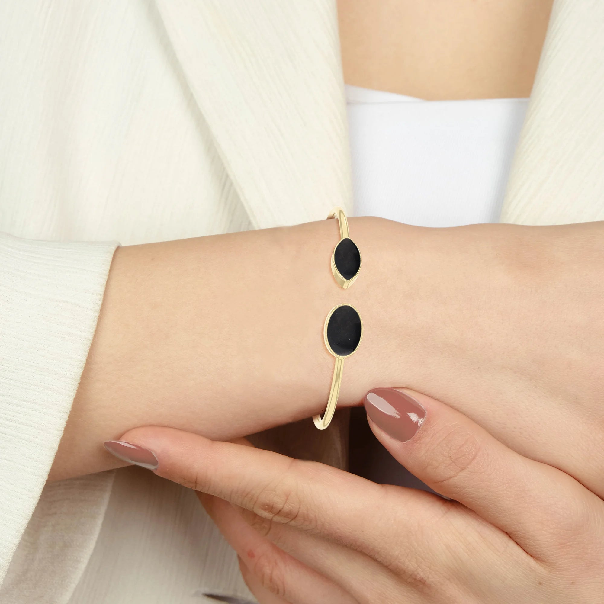 shungite cab bracelet