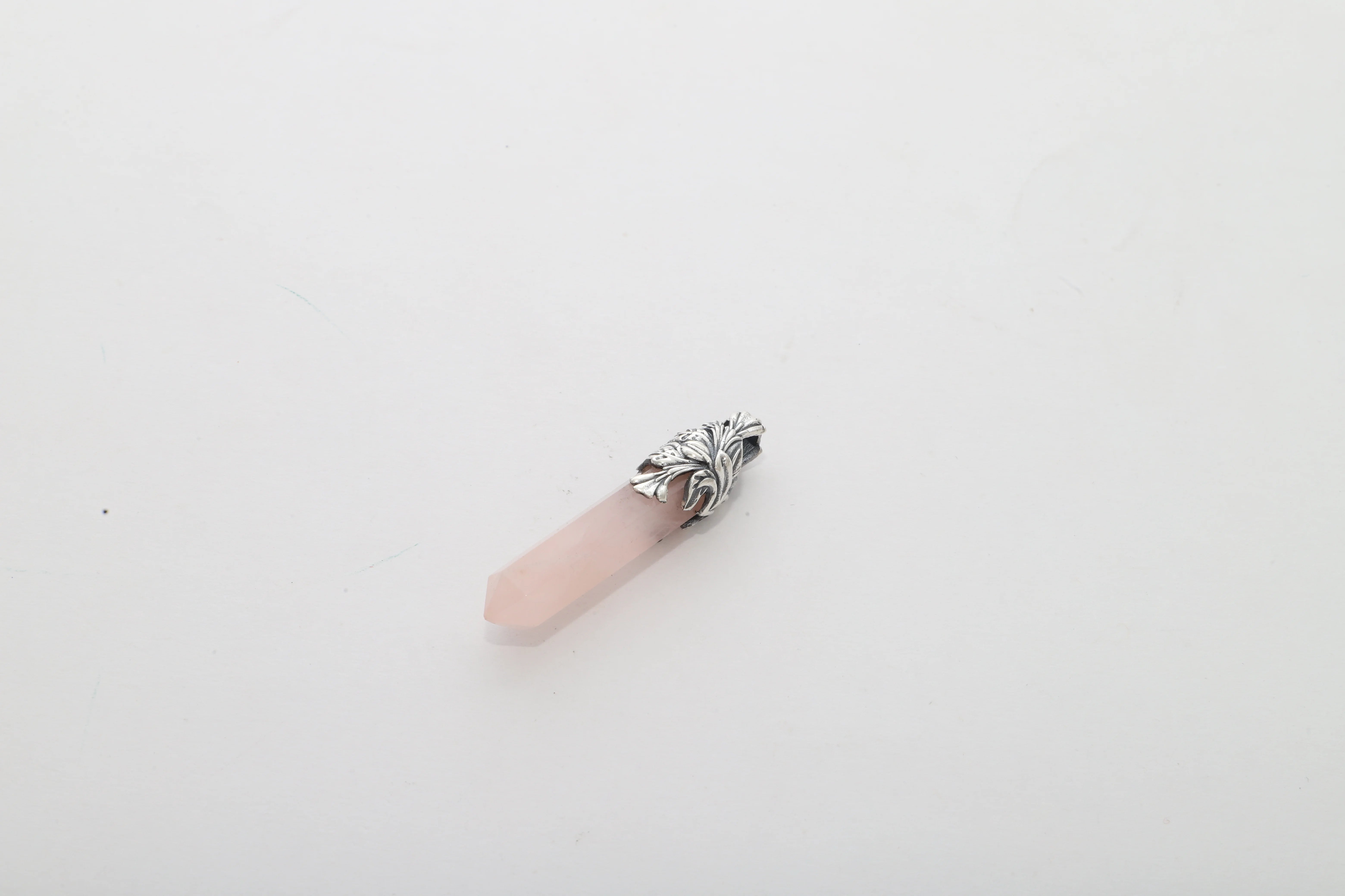 rose quartz pendant