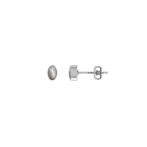pearl earrings 