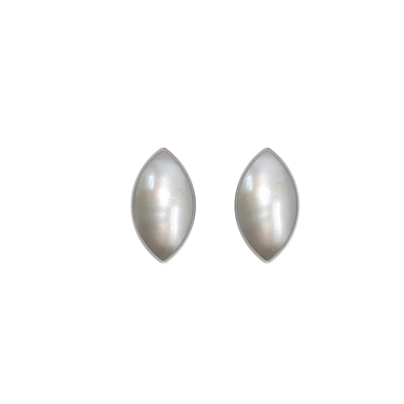 pearl cab pear earrings