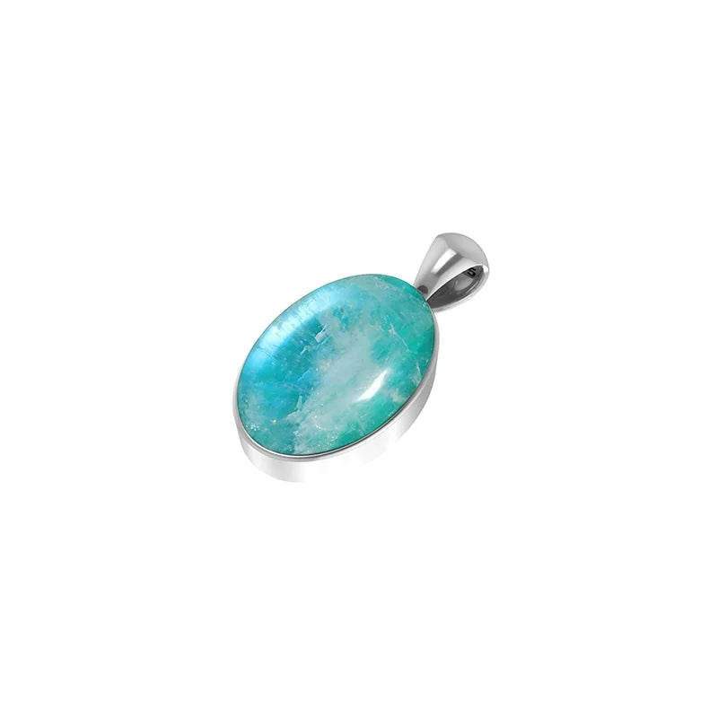 green moonstone pendant