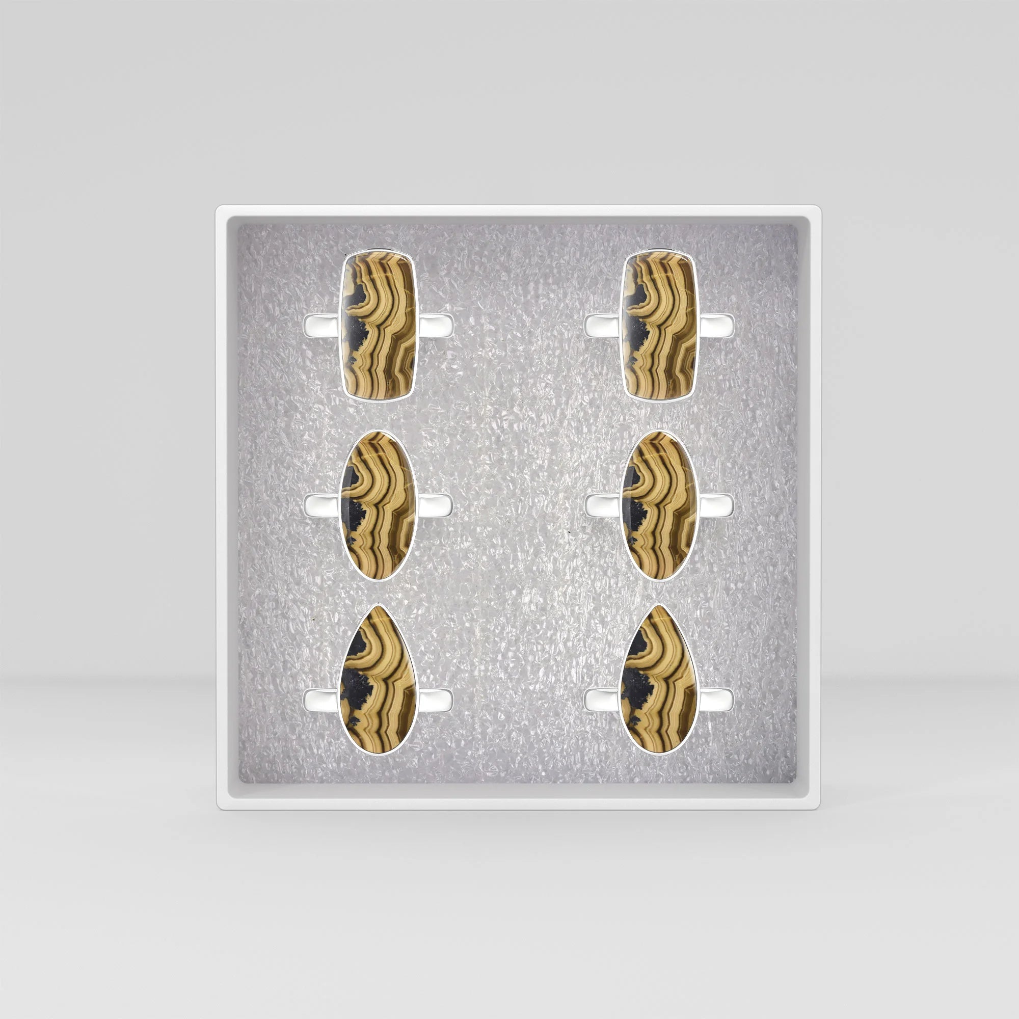 schalenblende bezel-set ring