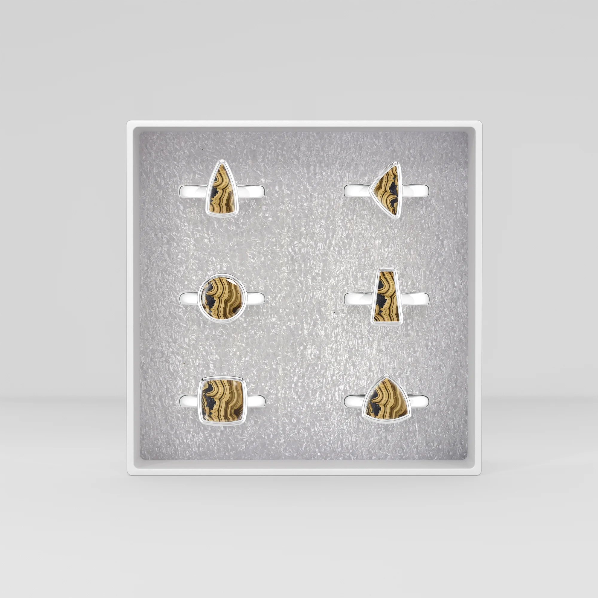 schalenblende bezel-set ring